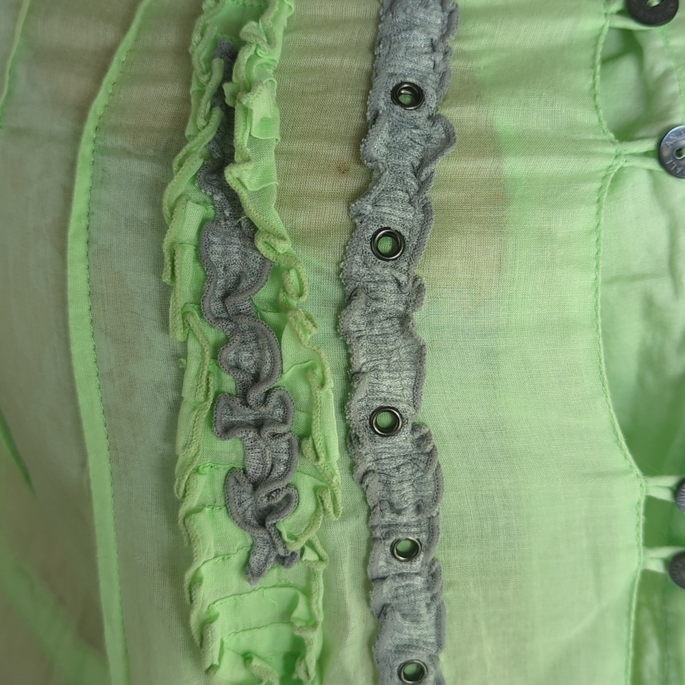 Frilly Summer Top - Picture 4 of 6